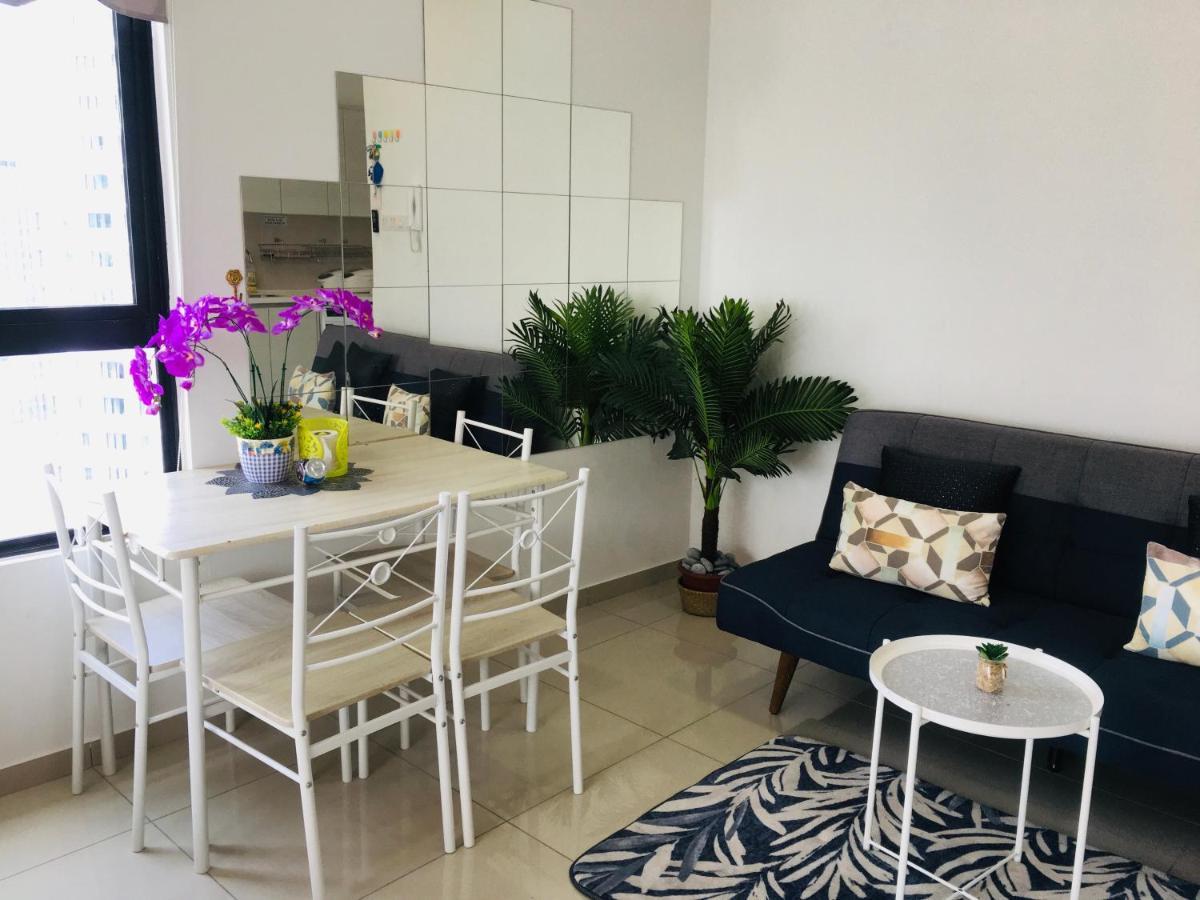 D'Gunduls Homestay Studio By Dgh I-City Shah Alam Ngoại thất bức ảnh