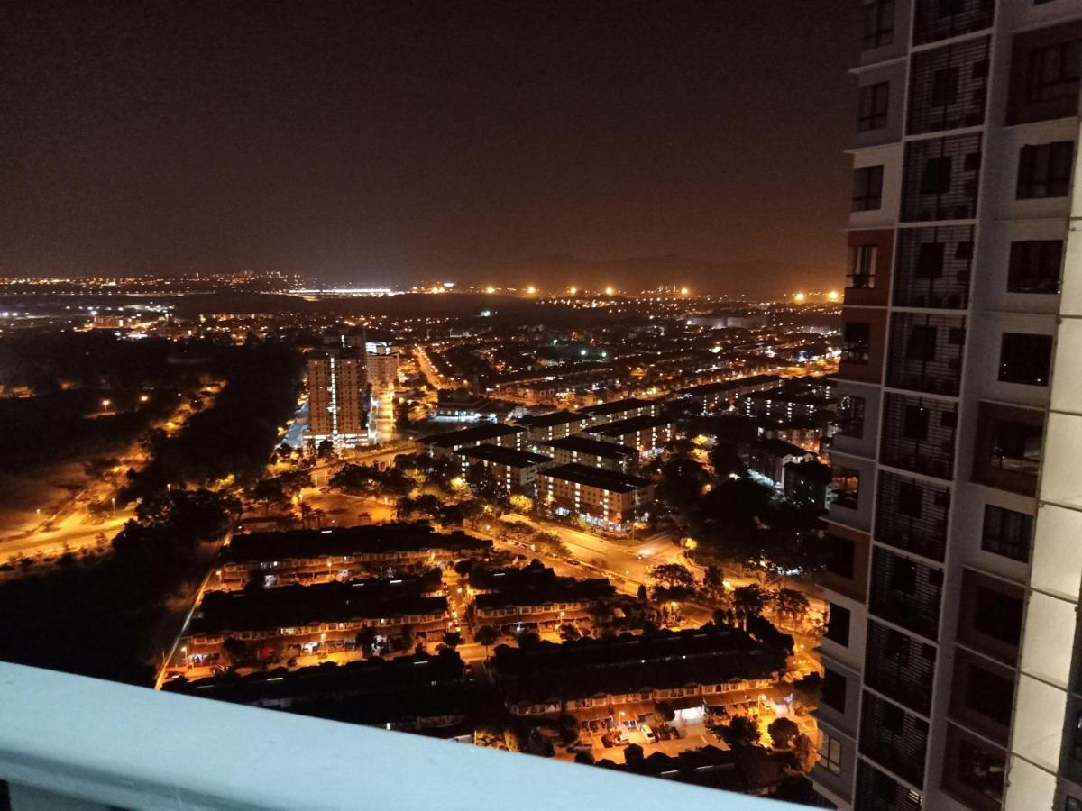 D'Gunduls Homestay Studio By Dgh I-City Shah Alam Ngoại thất bức ảnh