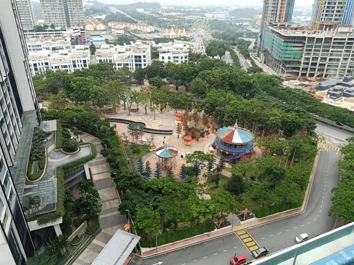 D'Gunduls Homestay Studio By Dgh I-City Shah Alam Ngoại thất bức ảnh