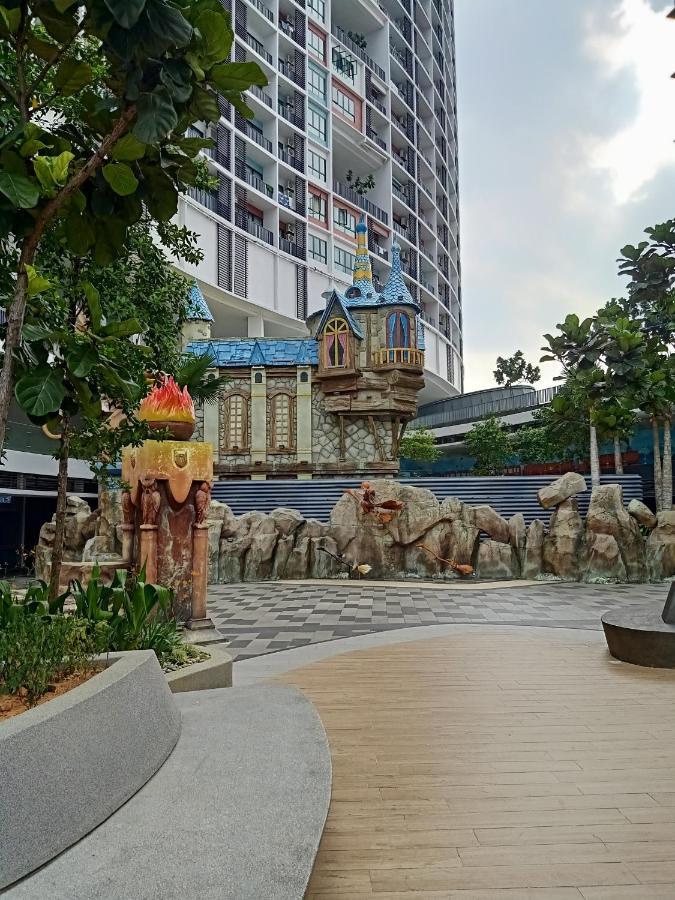D'Gunduls Homestay Studio By Dgh I-City Shah Alam Ngoại thất bức ảnh
